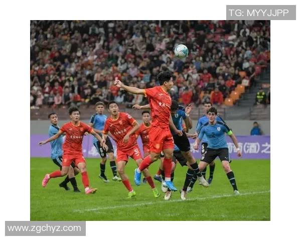 重庆足球队荣登足球战术排行榜第三名展现强大实力与潜力 重庆足球队荣登足球战术排行榜第三名展现强大实力与潜力