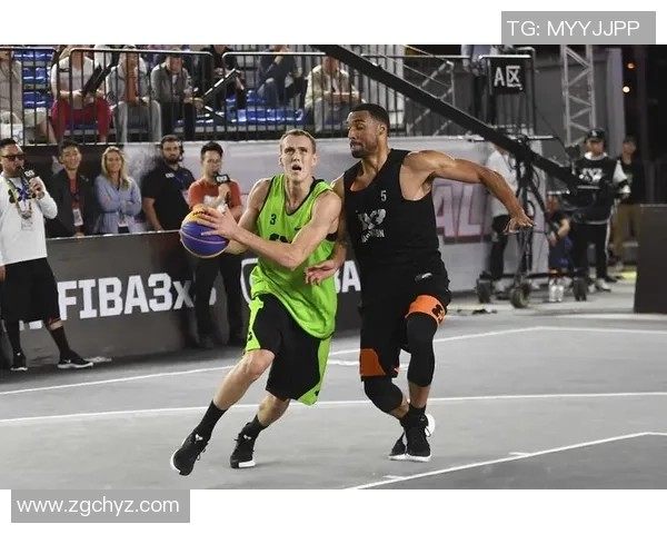 南京篮球队在大师赛中的实力表现全面分析与点评